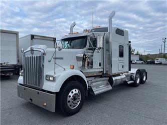 Kenworth W900