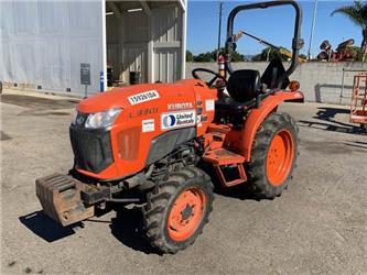 Kubota L3301HST