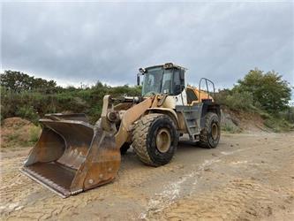 Liebherr L566