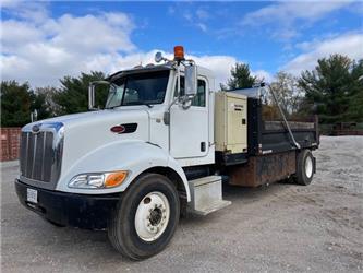 Peterbilt 335