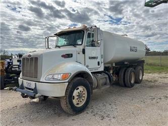 Peterbilt 348