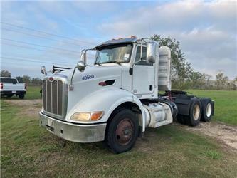 Peterbilt 384