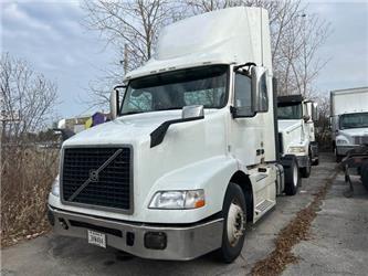 Volvo VNM