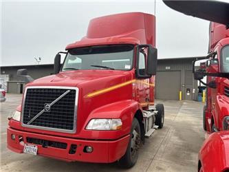 Volvo VNM