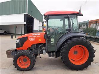 Kubota M8540