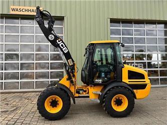 JCB 409