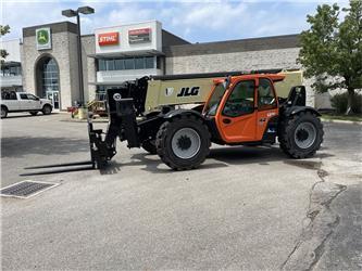 JLG 1055