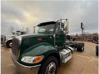 Peterbilt 348