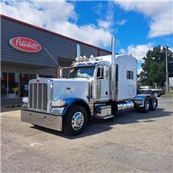 Peterbilt 389