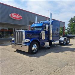 Peterbilt 389