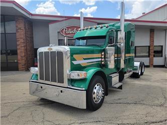 Peterbilt 389