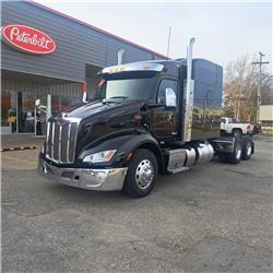 Peterbilt 579