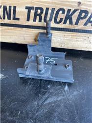 Scania  BRACKET 2100774