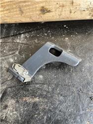 Scania  BRACKET 2615093