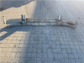 Volvo  BUMPER 84210166