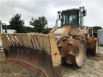 CAT 816F