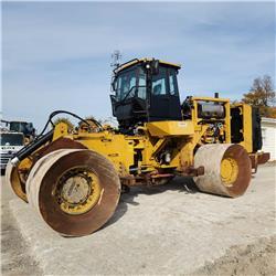 CAT 836K