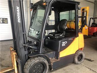 Doosan G30E-5