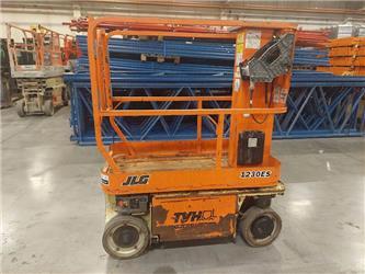 JLG 1230ES