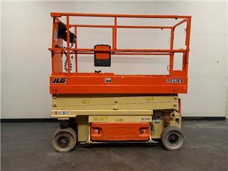 JLG 2032ES