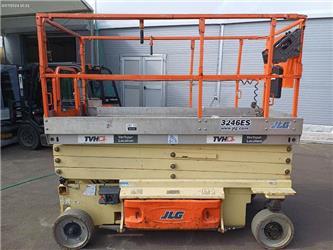 JLG 3246ES