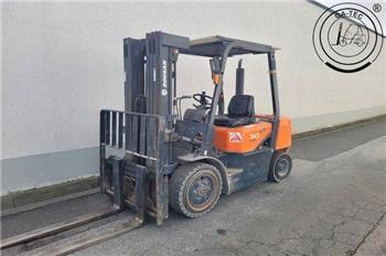 Doosan D30G