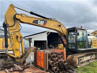 CAT 323FL