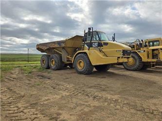 CAT 740B