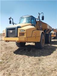 CAT 745C