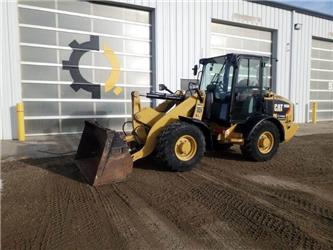 CAT 906M