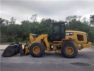 CAT 930M