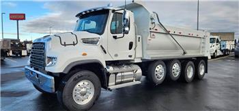 Freightliner 114SD