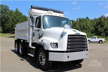 Freightliner 114SD