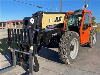 JLG 742