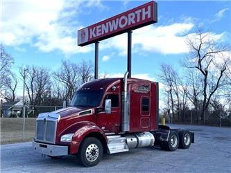 Kenworth T880