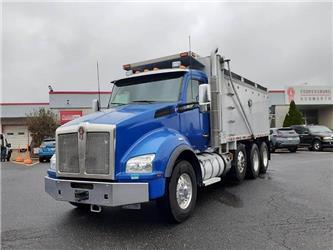 Kenworth T880