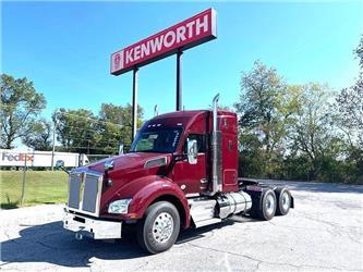 Kenworth T880