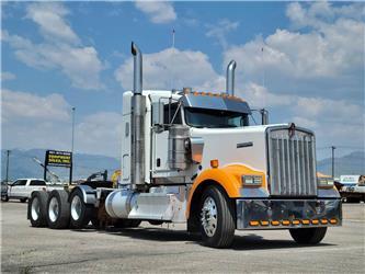 Kenworth W900