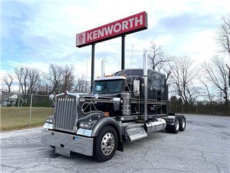 Kenworth W900