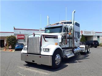 Kenworth W900L