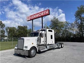 Kenworth W900L