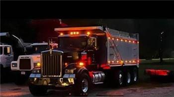 Kenworth W900L