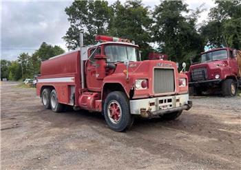 Mack R600