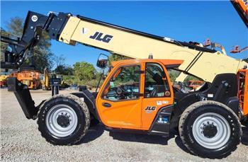 JLG 1055