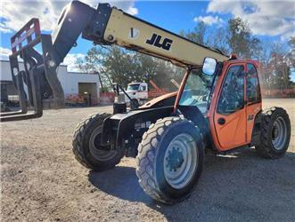 JLG 742