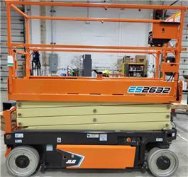 JLG ES2632