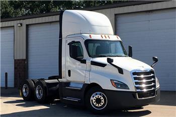 Freightliner CASCADIA