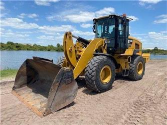 CAT 938M