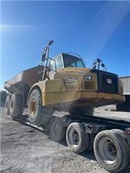 CAT 745C