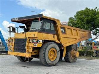 CAT 775E